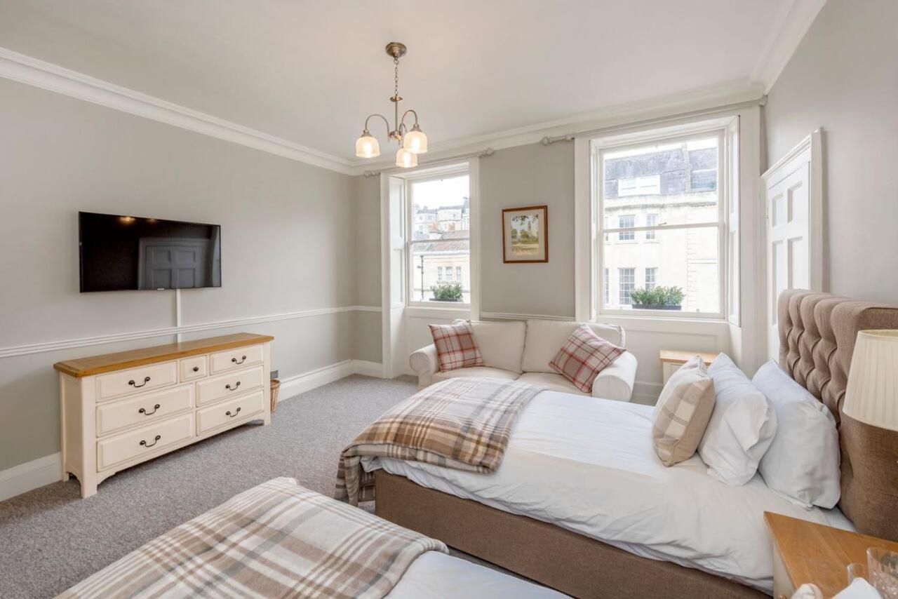 Luxury Two Floor Central Duplex Apartment Free Parking Bath Esterno foto